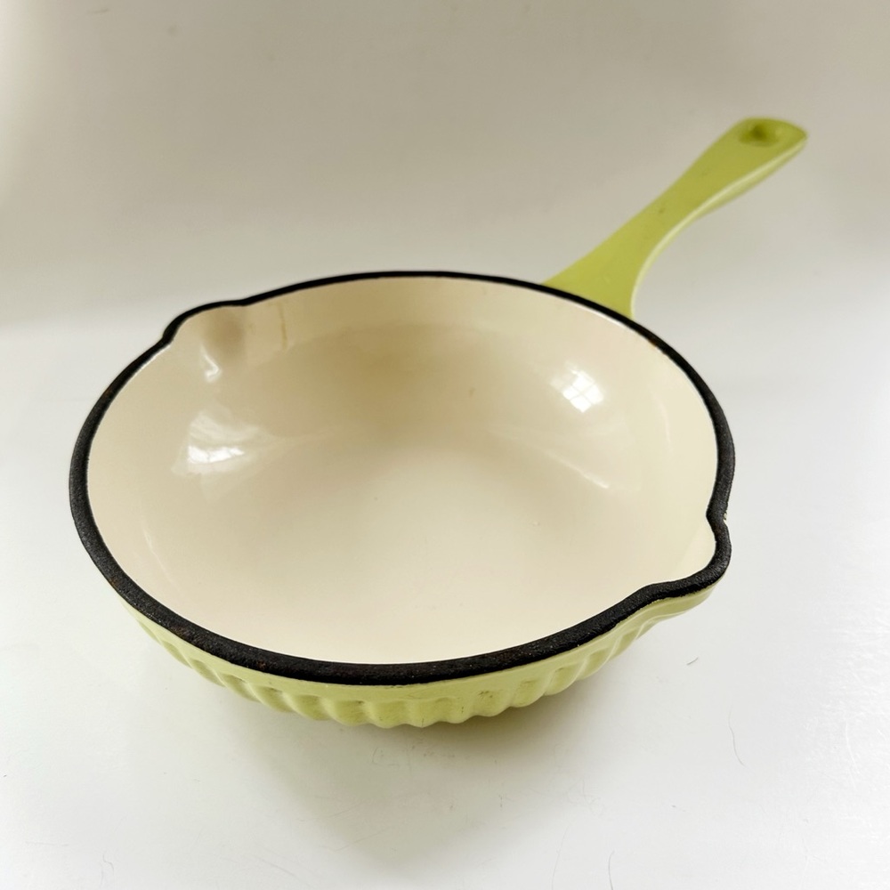 Technique Enameled Cast Iron Skillet – Ribbed Green – QVC Era 8”